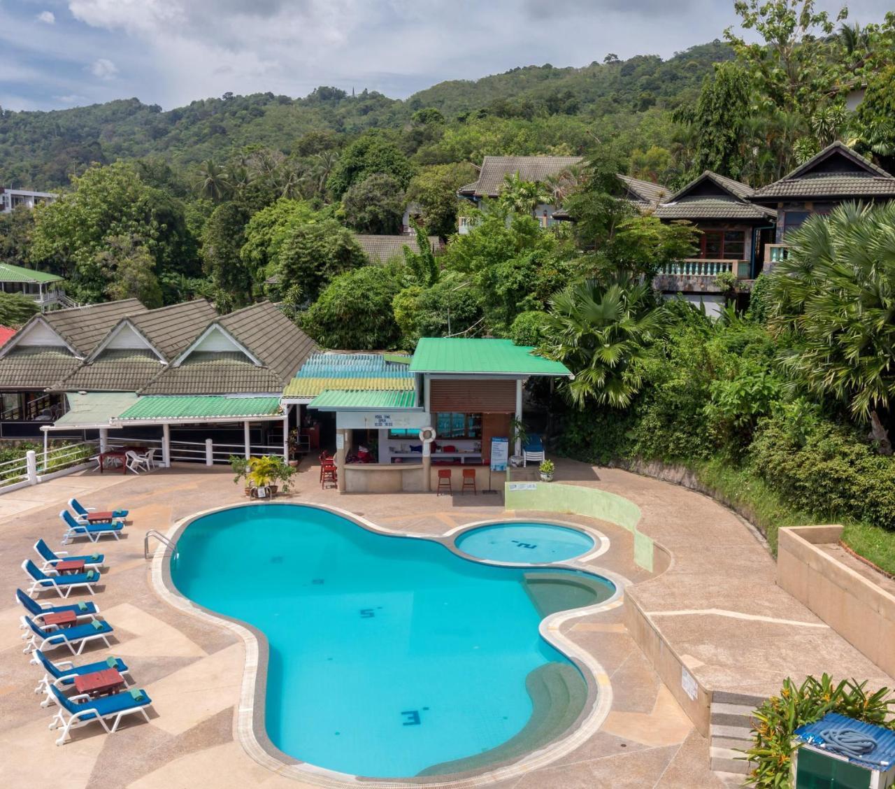 Patong 7Days Premium Hotel Phuket Buitenkant foto
